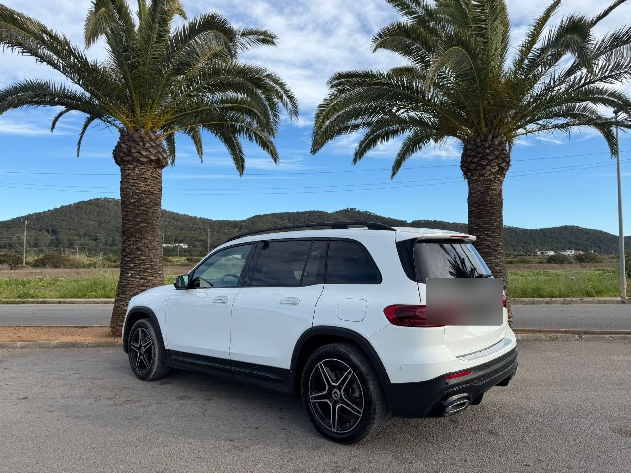 Mercedes GLB